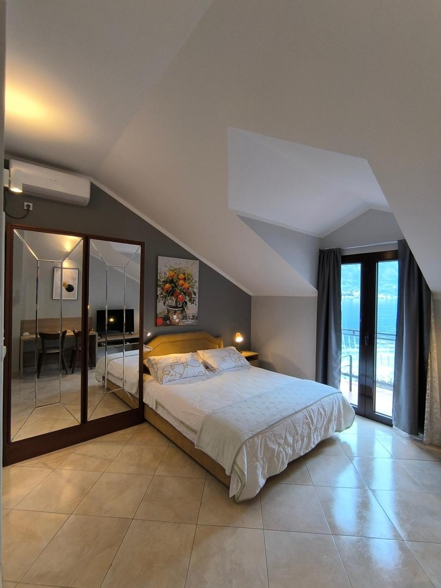 Apartments Djurovic Kotor Exterior photo
