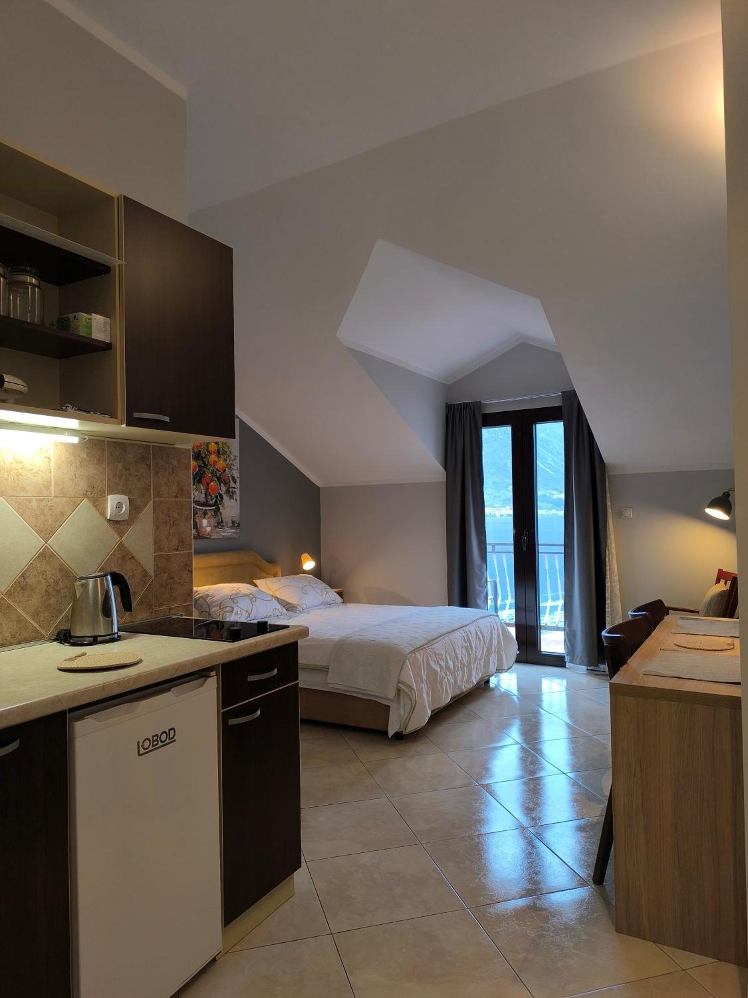 Apartments Djurovic Kotor Exterior photo
